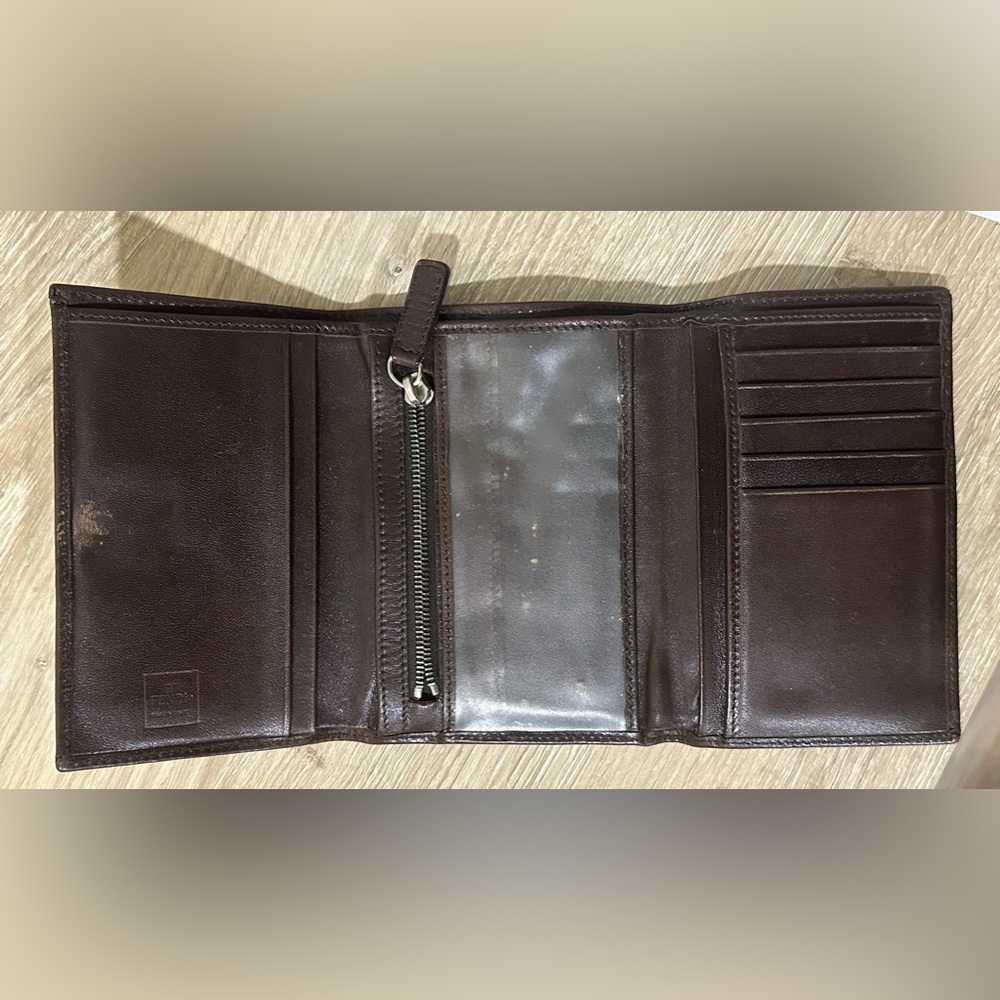 Fendi Wallet - Picture 3 of 4